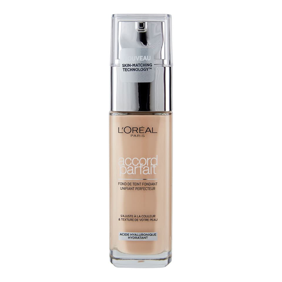 Accord Parfait Fondotinta Liquido con Acido Ialuronico 30ml